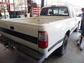 1998 Toyota T100 Dx White Xtra Cab 3.4L MT 2WD #Z21526